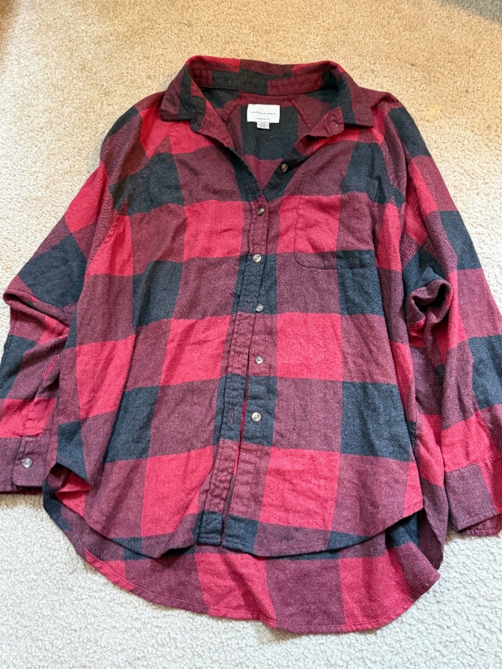 American Eagle Oversized Soft Flannel Shirt Sz S Red Gray Long Sleeve Button Up